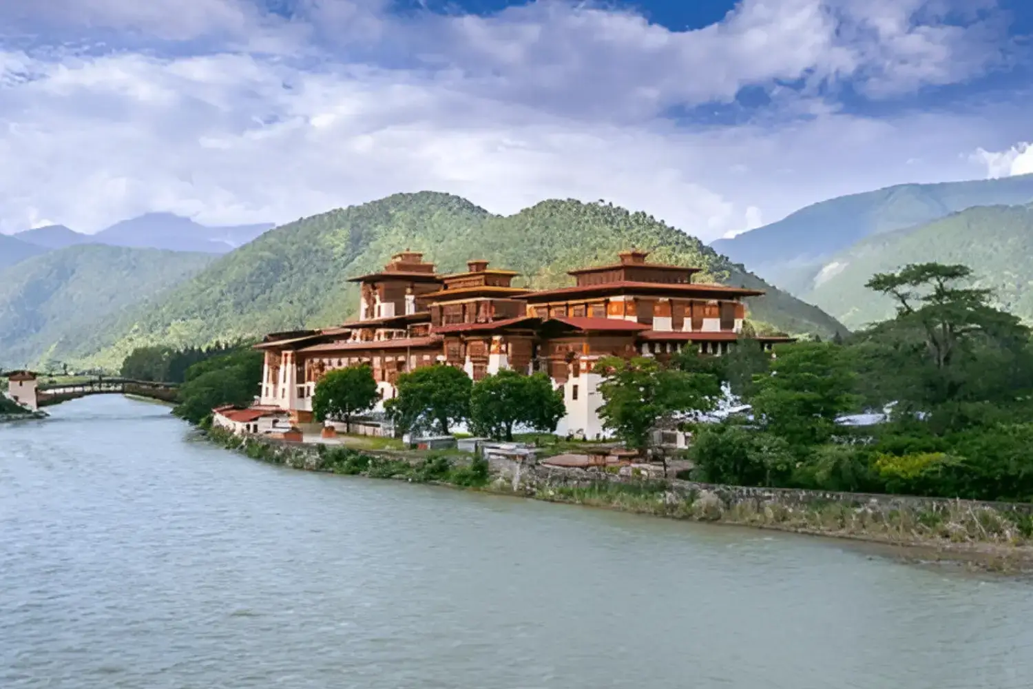 Punakha Dzong-Best Buddhist Places in Bhutan