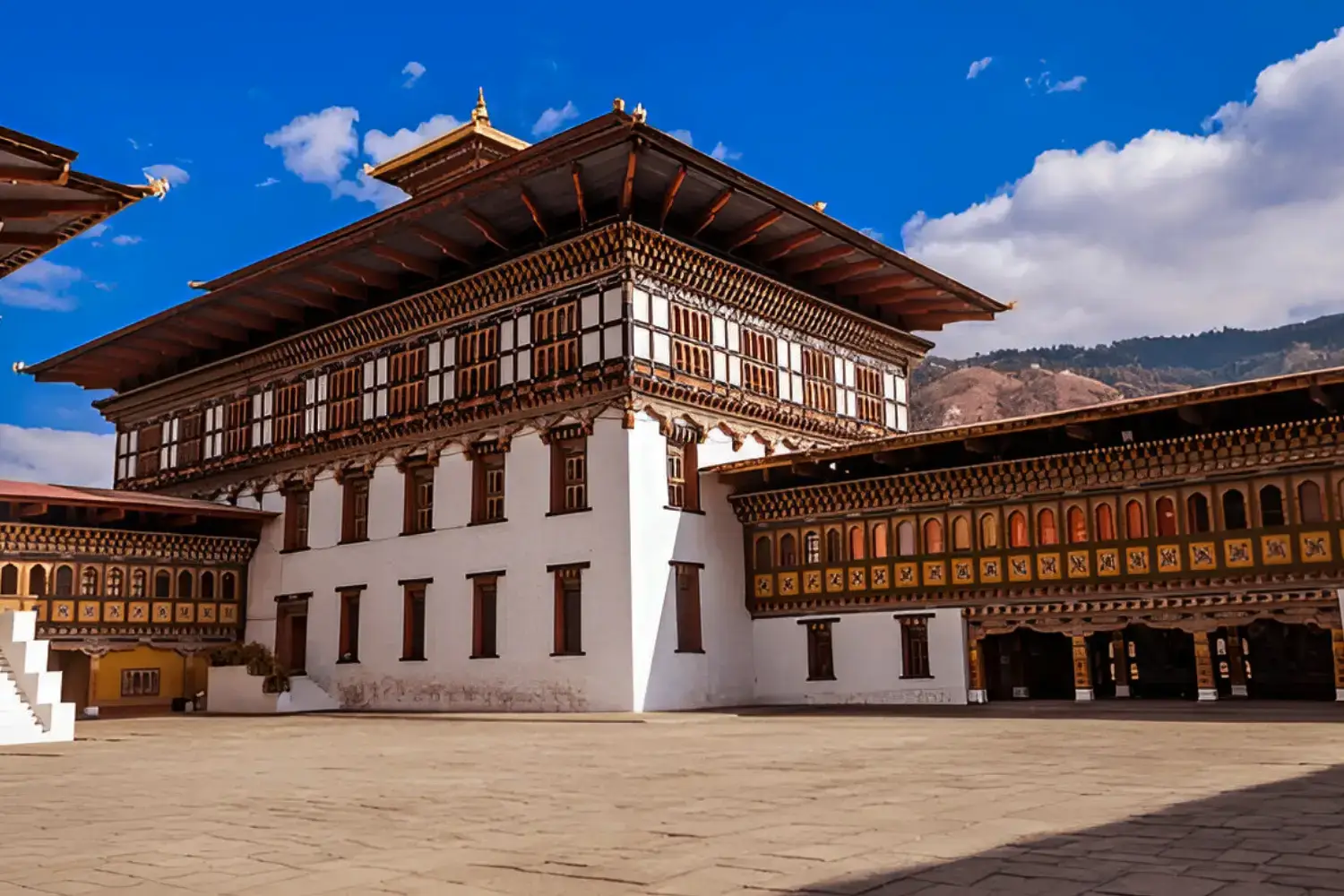 Tashichho Dzong-Must Visit Buddhist Sites in Bhutan